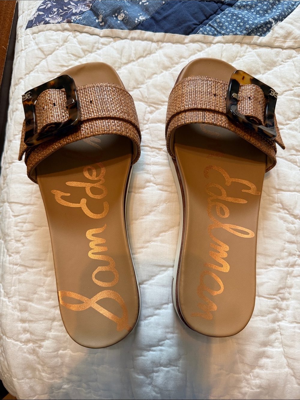 Sam Edelman slides new with box